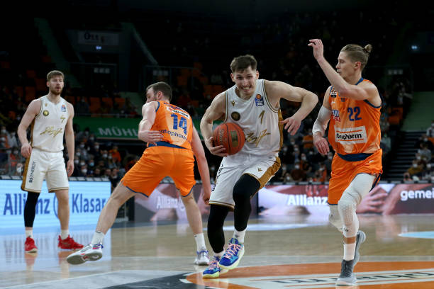 在近日的一 在近日的一