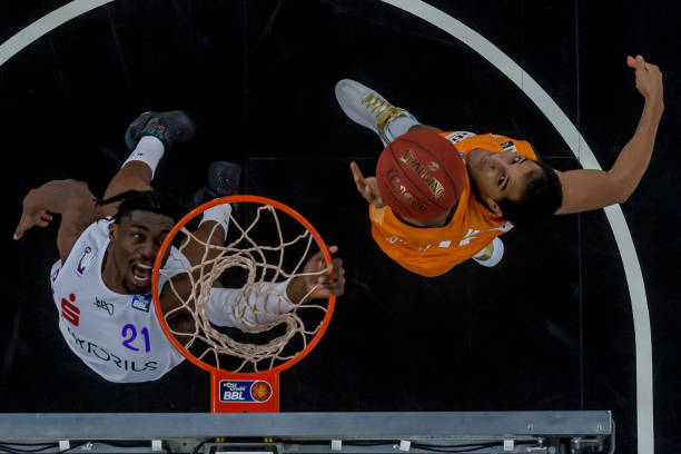 不断提高技 不断提高技